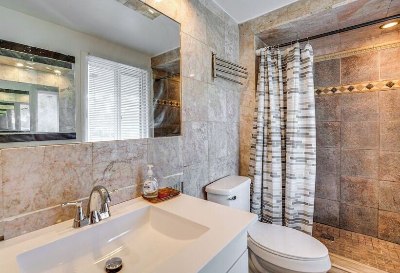 Spacious Southfield Home W/ Patio & Yard!