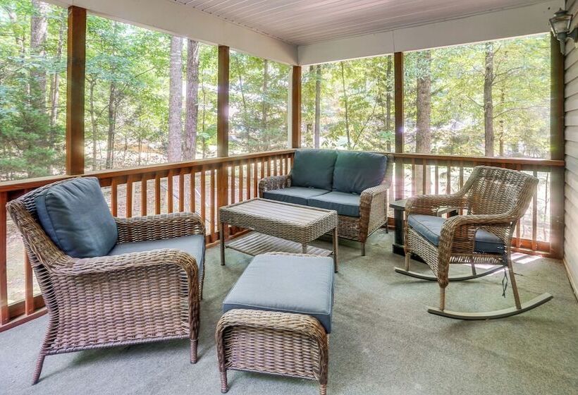 Spacious Virginia Retreat W/ Dock & Beach Access!
