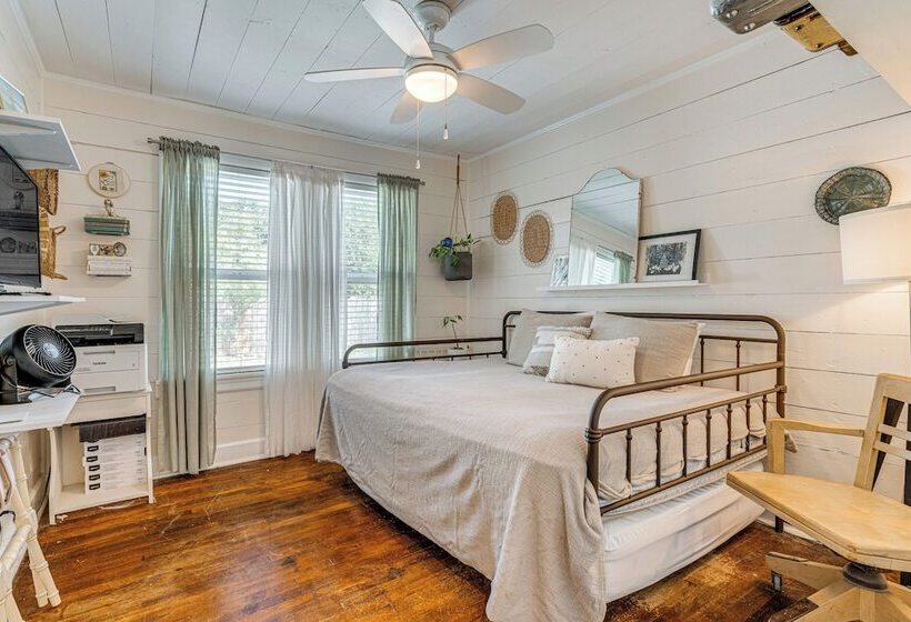 Fire Pit & Yard: Dog Friendly Spicewood Home