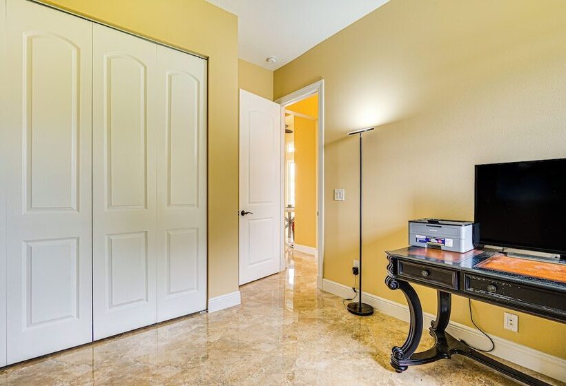 Sunny Sarasota Oasis: Swim, Golf, Shop & More!