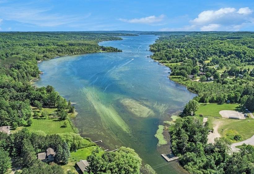The Birches Condotel In Lake Leelanau