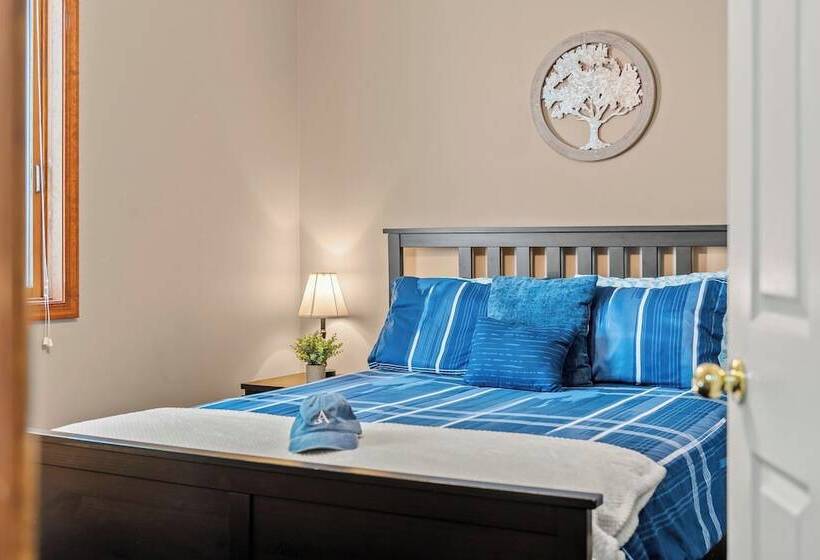 The Great Escape By Avantstay Game Room, Hot Tub