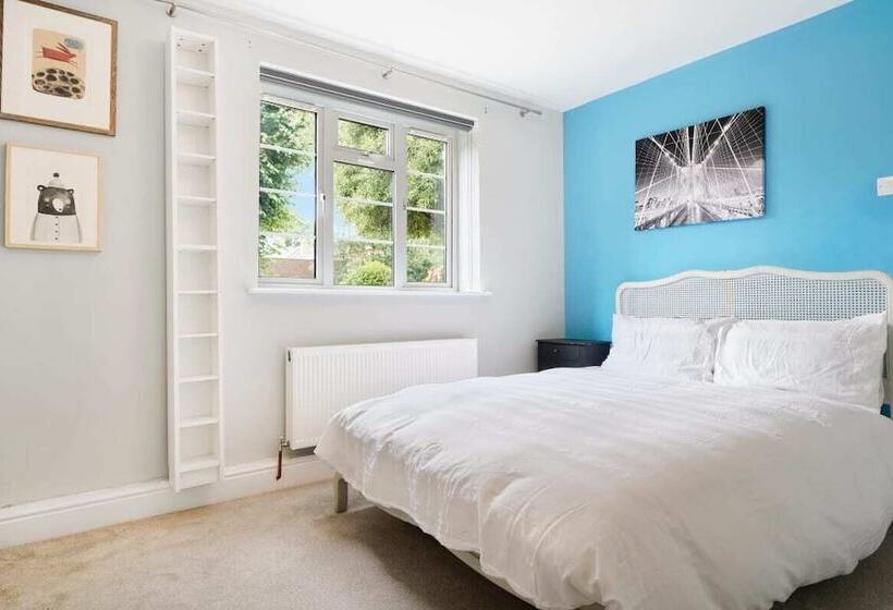 The Wimbledon Hideaway   Glamorous 3bdr House With Garden