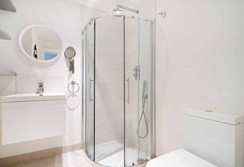 The Wimbledon Hideaway   Glamorous 3bdr House With Garden