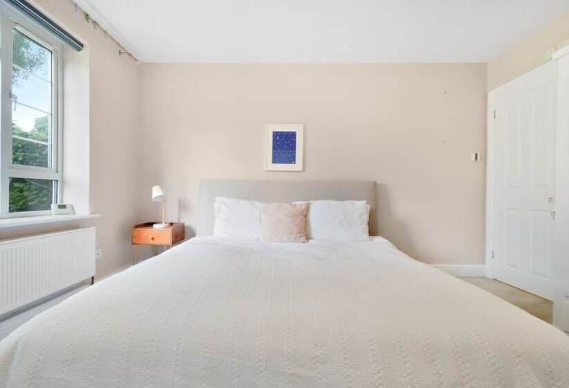 The Wimbledon Hideaway   Glamorous 3bdr House With Garden