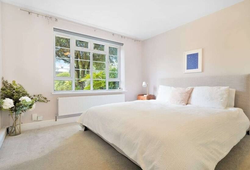 The Wimbledon Hideaway   Glamorous 3bdr House With Garden