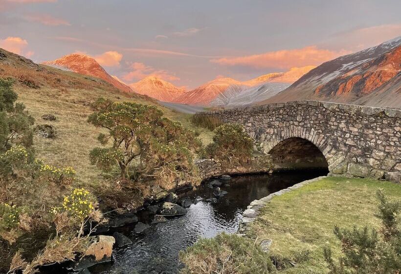 Tranquil Kendal Cottage Retreat