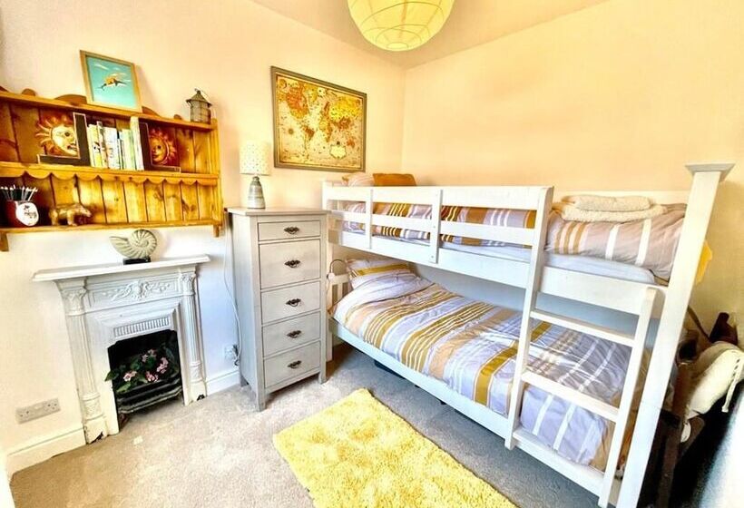 Tranquil Kendal Cottage Retreat