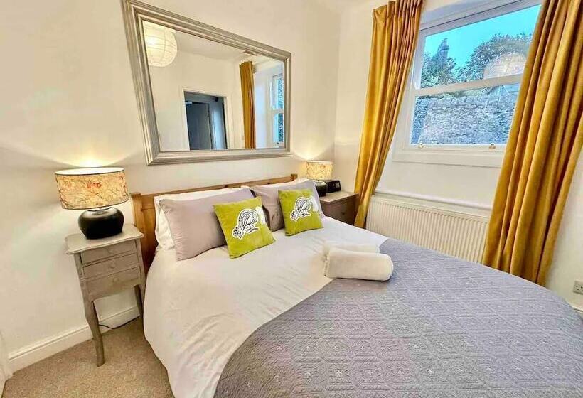 Tranquil Kendal Cottage Retreat