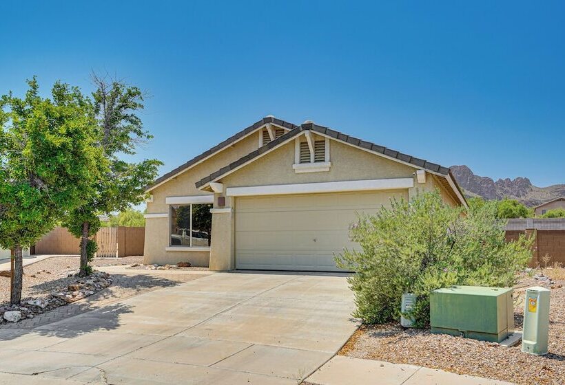 Tucson Home W/ Patio, Grill & Mountain Views!