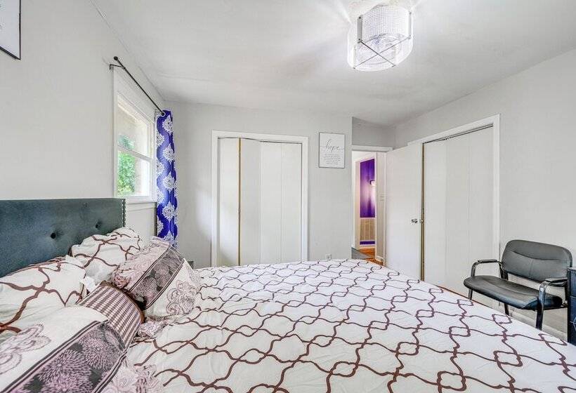 Warner Robins Home W/ Yard: 2 Mi To Air Force Base