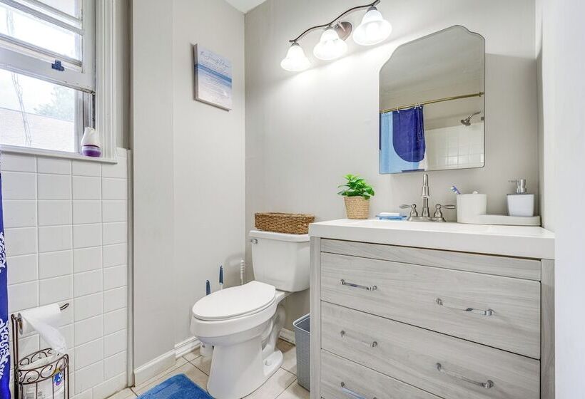 Warner Robins Home W/ Yard: 2 Mi To Air Force Base