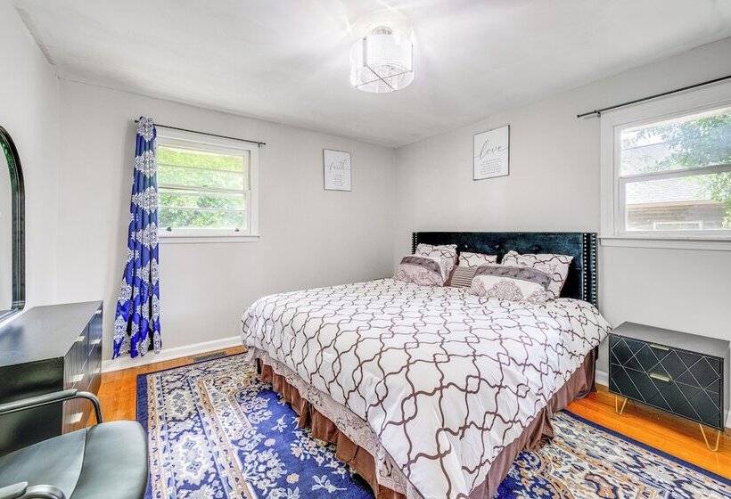 Warner Robins Home W/ Yard: 2 Mi To Air Force Base