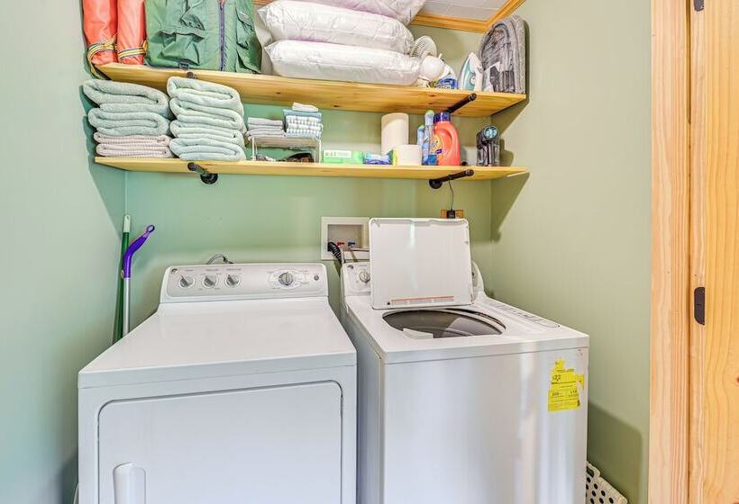 5 Mi To Cave Run Lake: Wellington Cabin W/ Deck!