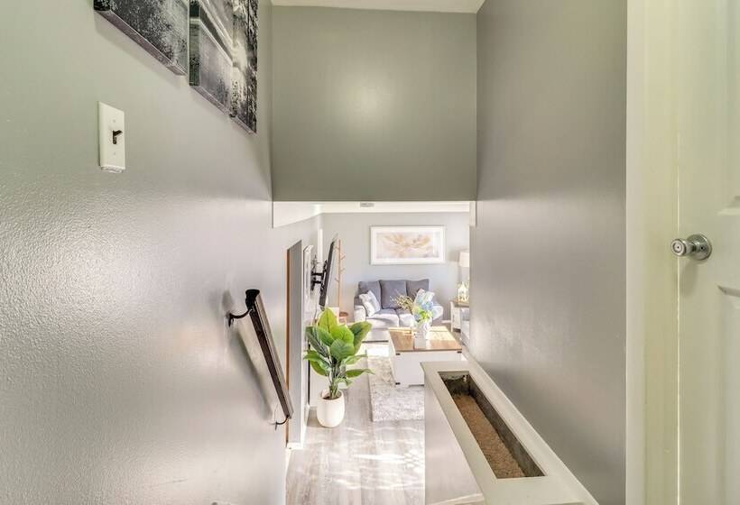 Westland Family Home W/ Deck & Fenced Yard