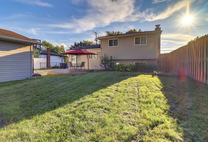 Westland Family Home W/ Deck & Fenced Yard