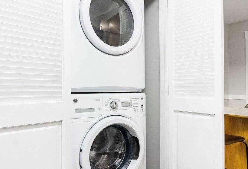 9 On Canal By  Landing