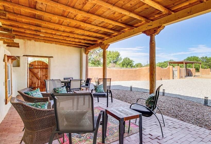 Albuquerque Adobe Home, 8 Mi To Old Town!