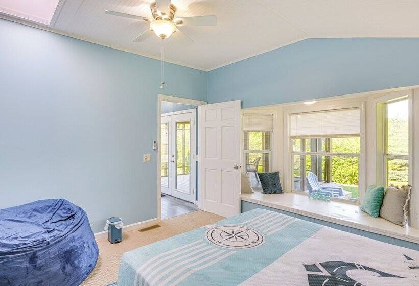 Bayfront Steuben Home W/ Screened Porch & Fire Pit