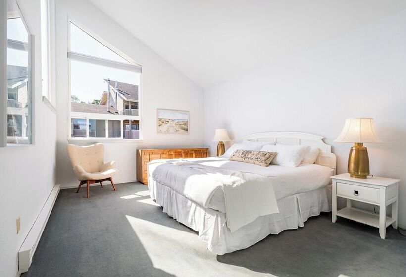 Beachcomber S Bliss By Avantstay Steps To The Beach Ocean Views