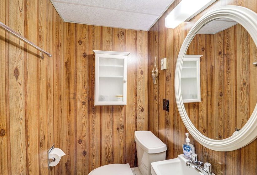 Beech Mountain Cabin W/ Deck, Grill: Ski + Hike!