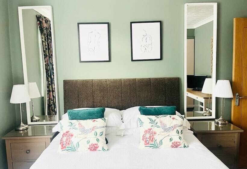 Bungalow Stay In Morpeth Close To Transport Links