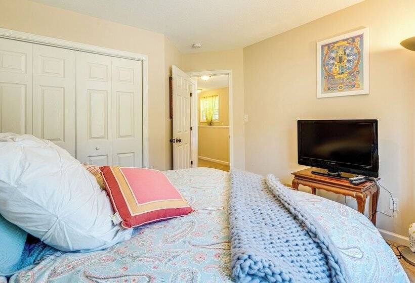 Candler Home W/ Porch & Backyard: Near Asheville!