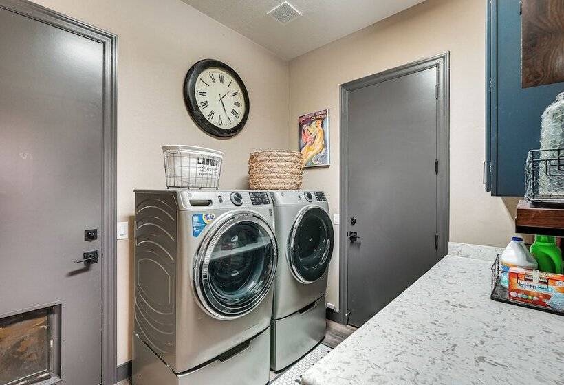 Cave Creek Home W/ Pool: 28 Mi To Downtown Phoenix