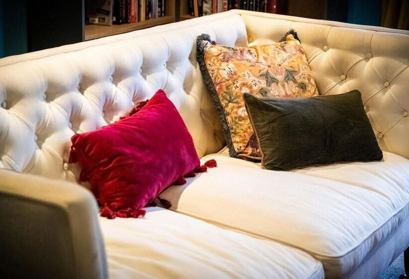 Charming Reigate Cottage Retreat