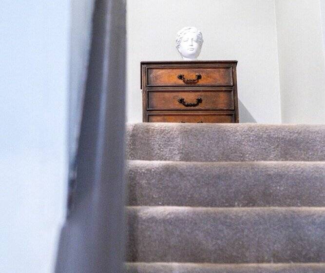 Charming Reigate Cottage Retreat