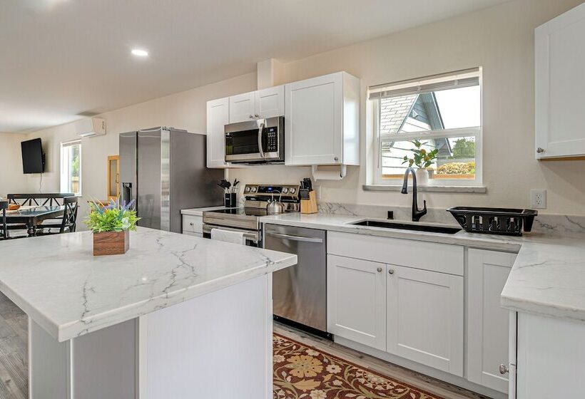 Charming Westport Abode W/ Hot Tub, Deck & Yard!