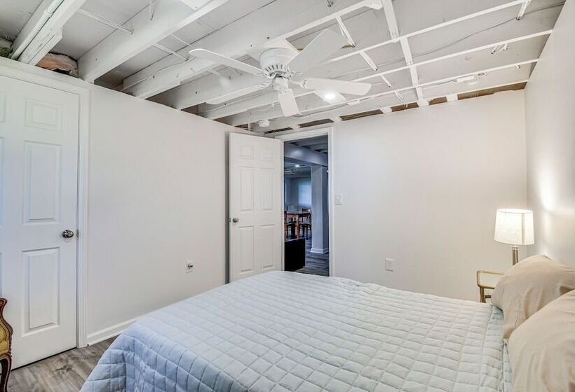 Charming Wolcott Cottage W/ Fire Pit & Mini Dock