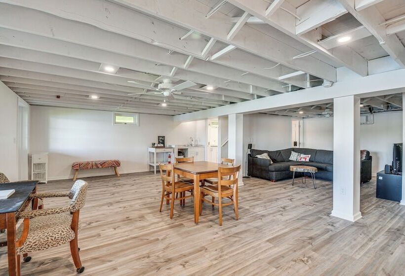 Charming Wolcott Cottage W/ Fire Pit & Mini Dock