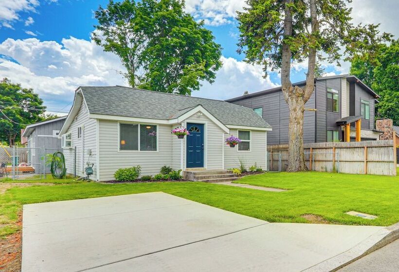 Coeur D Alene Cottage ~ 1 Mi To Downtown!