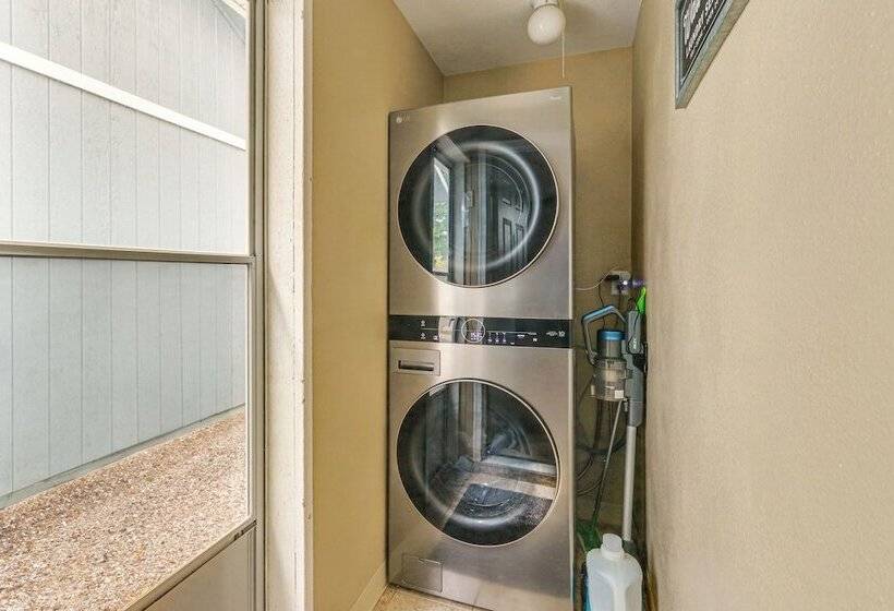 Coeur D Alene Cottage ~ 1 Mi To Downtown!