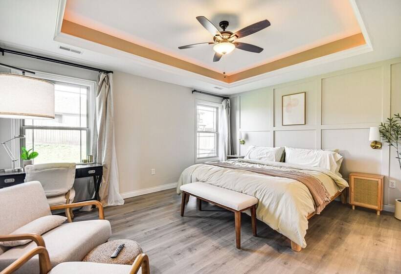 Steps To Park: Home W/ Fenced Yard In Columbia