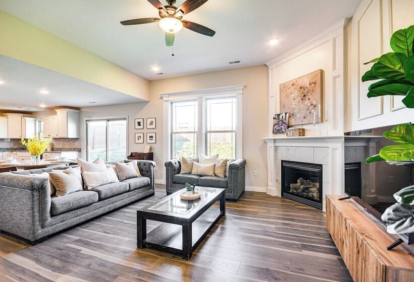 Steps To Park: Home W/ Fenced Yard In Columbia