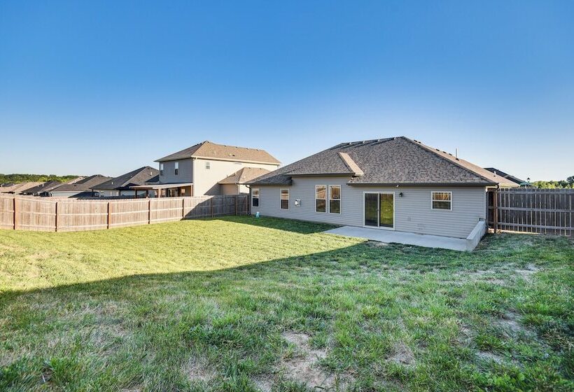 Steps To Park: Home W/ Fenced Yard In Columbia