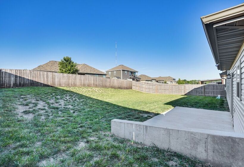 Steps To Park: Home W/ Fenced Yard In Columbia