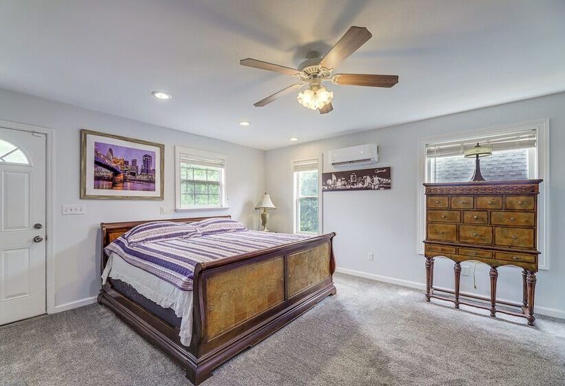Covington Home W/ Patio   3 Mi To Cincinnati!