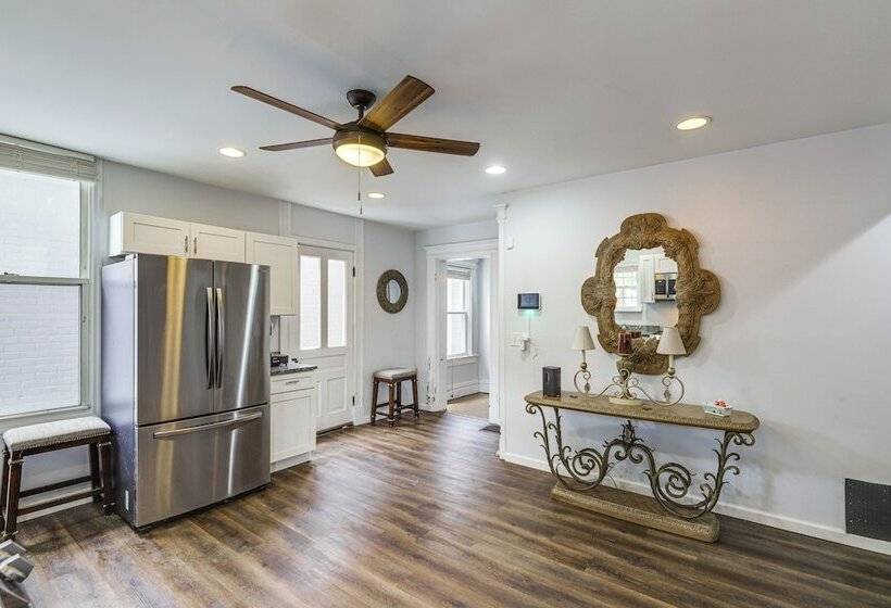 Covington Home W/ Patio   3 Mi To Cincinnati!