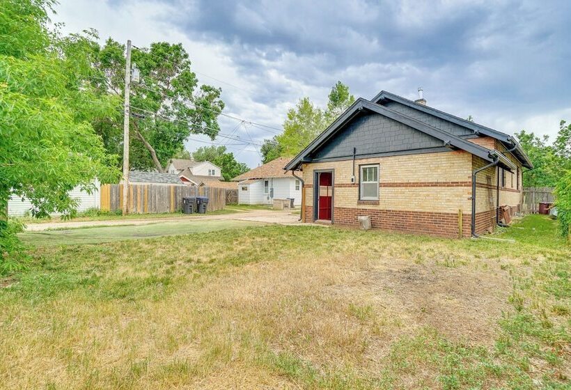 Cozy Cheyenne Home W/ Yard < 1 Mi To Downtown!