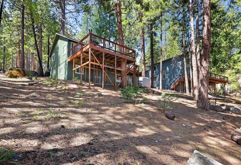 6 Mi To Pinecrest Lake: Cozy Cabin In Cold Springs