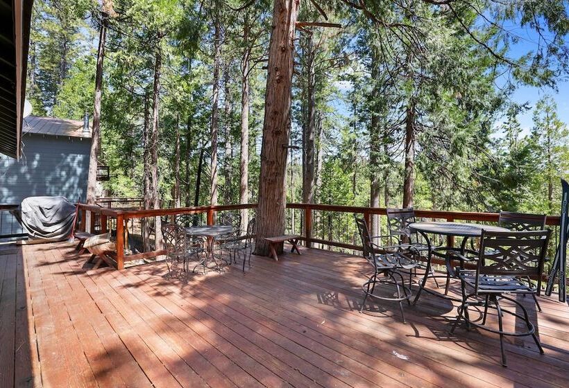 6 Mi To Pinecrest Lake: Cozy Cabin In Cold Springs