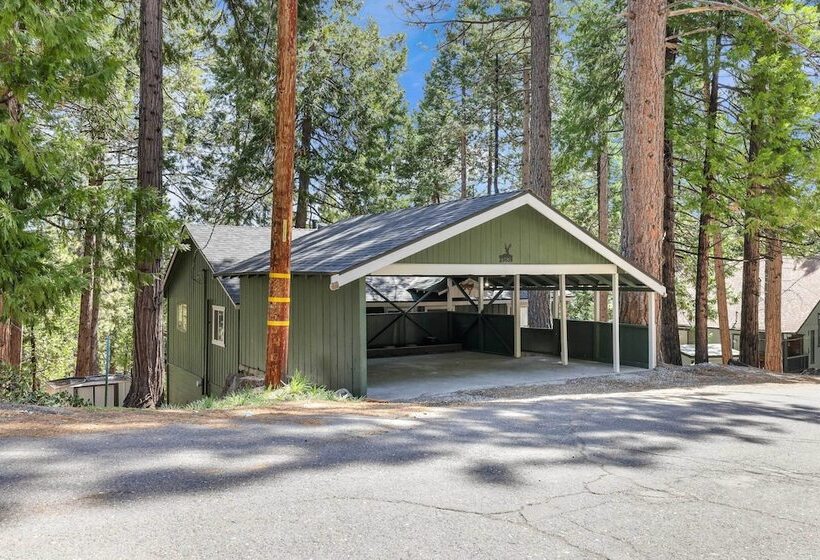 6 Mi To Pinecrest Lake: Cozy Cabin In Cold Springs