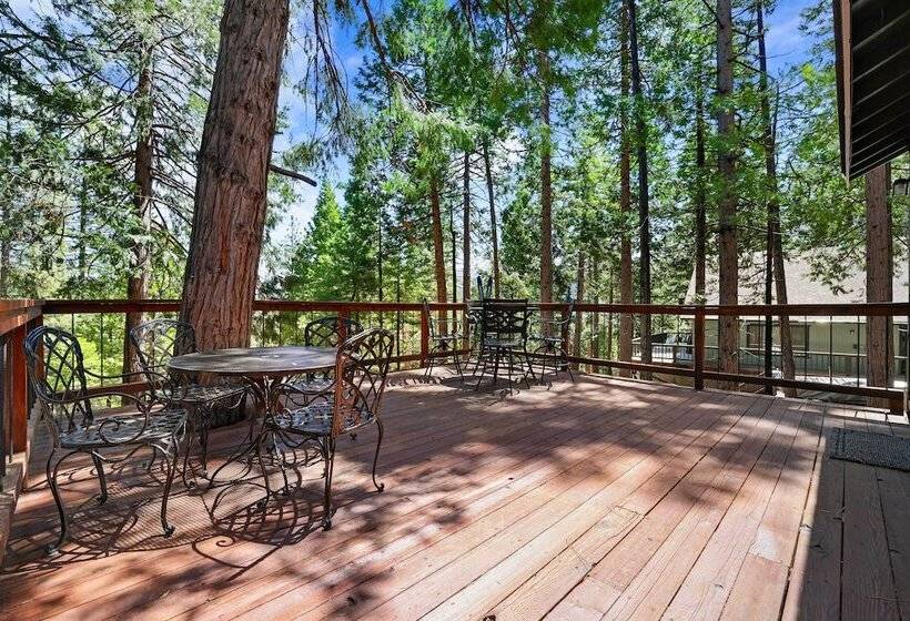 6 Mi To Pinecrest Lake: Cozy Cabin In Cold Springs