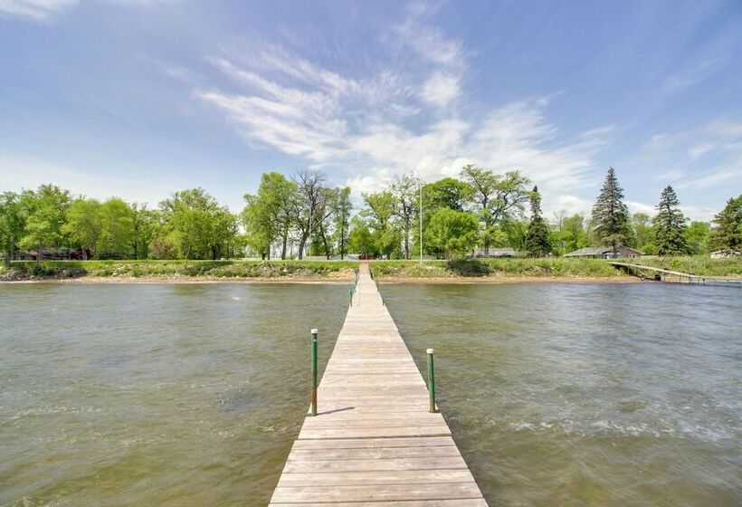 Garrison Cabin On Mille Lacs Lake W/ Shared Dock!