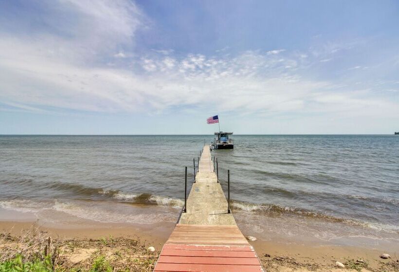 Garrison Cabin On Mille Lacs Lake W/ Shared Dock!