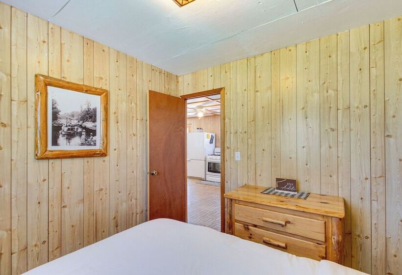 Garrison Cabin On Mille Lacs Lake W/ Shared Dock!