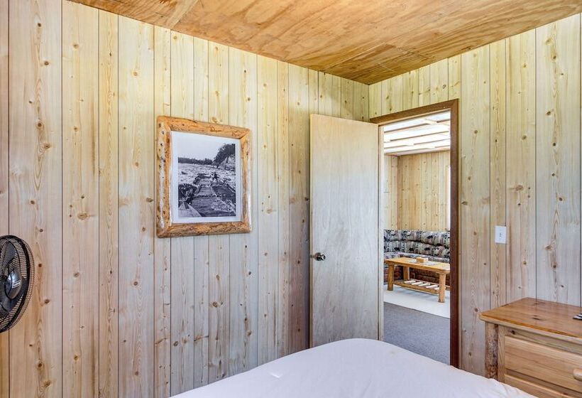 Garrison Cabin On Mille Lacs Lake W/ Shared Dock!